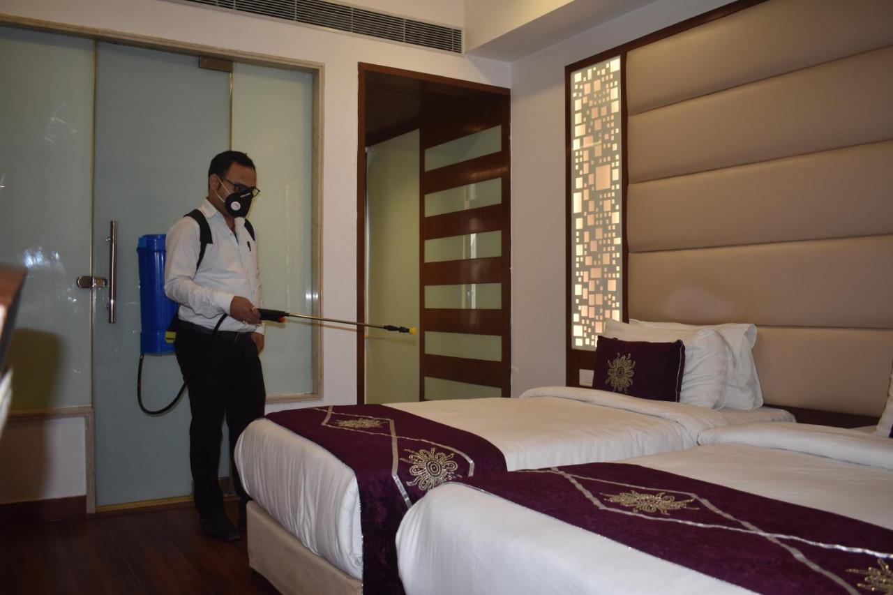 Hotel Swaran Palace Δελχί Εξωτερικό φωτογραφία