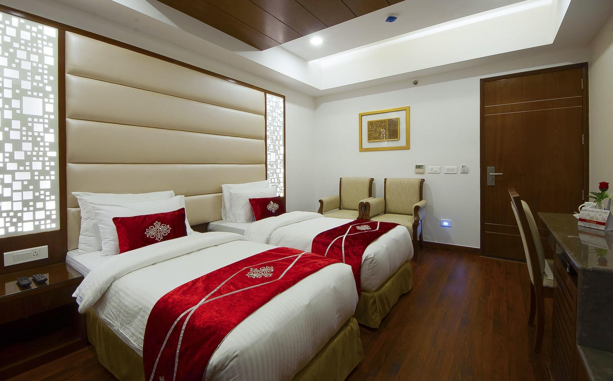Hotel Swaran Palace Δελχί Εξωτερικό φωτογραφία