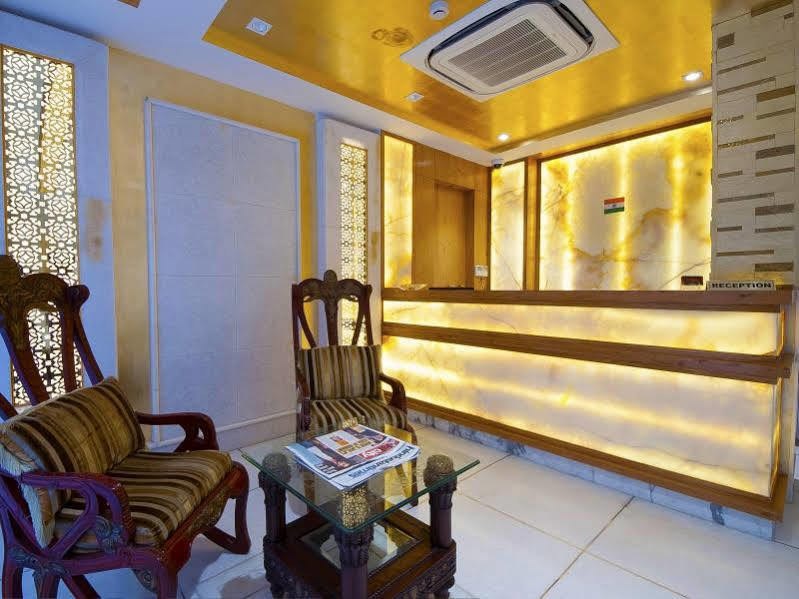 Hotel Swaran Palace Δελχί Εξωτερικό φωτογραφία