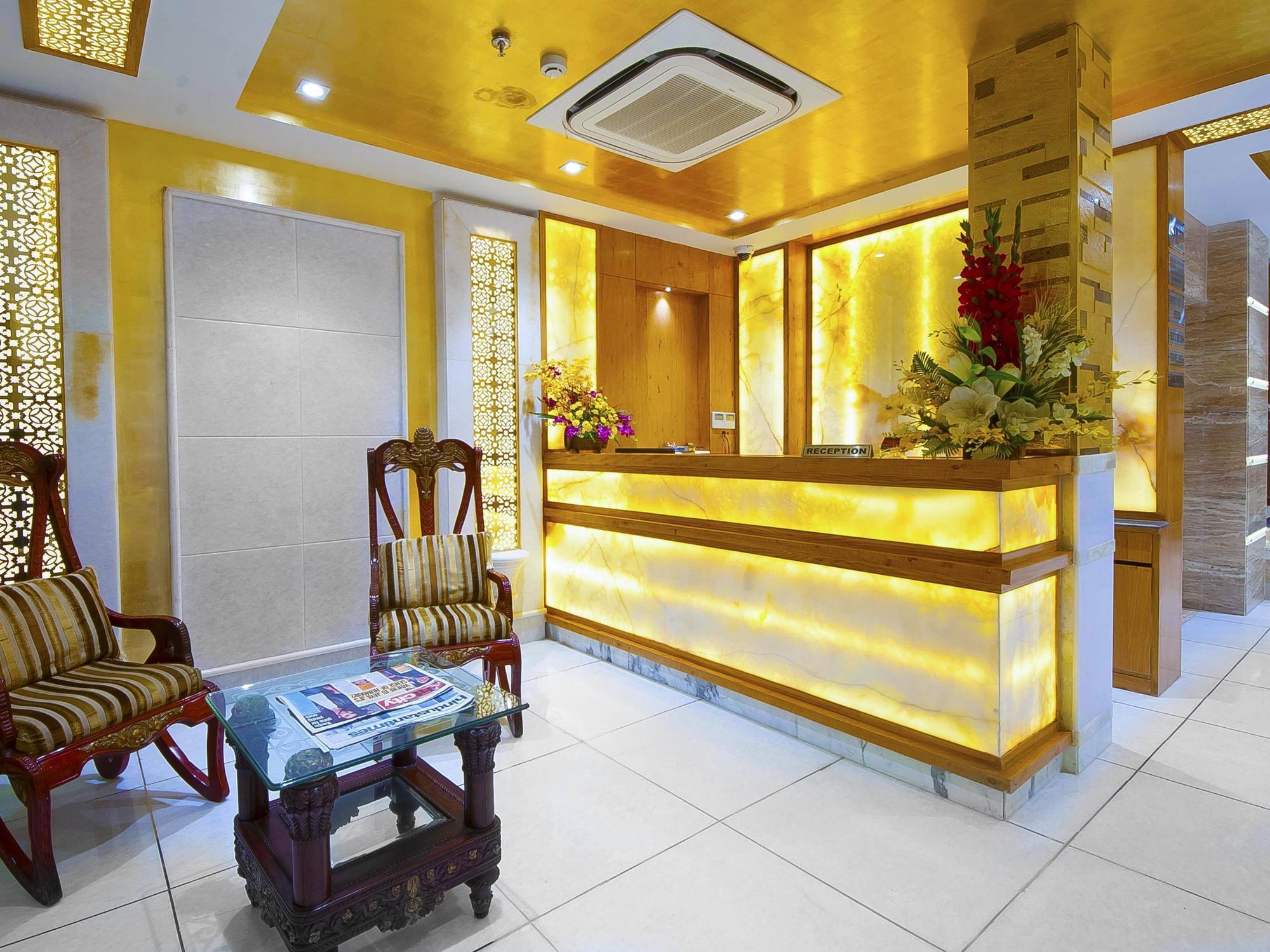 Hotel Swaran Palace Δελχί Εξωτερικό φωτογραφία